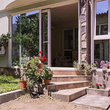 Апартамент За Гости 