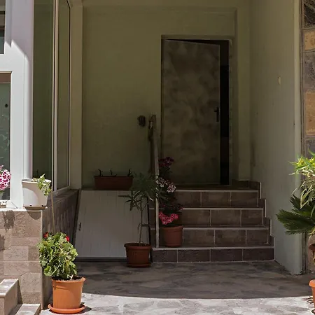 Апартамент За Гости 